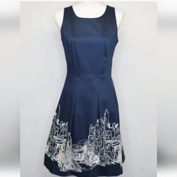 Tommy Hilfiger Navy NYC City Skiline Fit and Flare Sleeveless Mini Dress 4 (21) - Picture 2 of 11